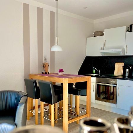 Ferien Auf Der Burg Apartment Niebull Ngoại thất bức ảnh